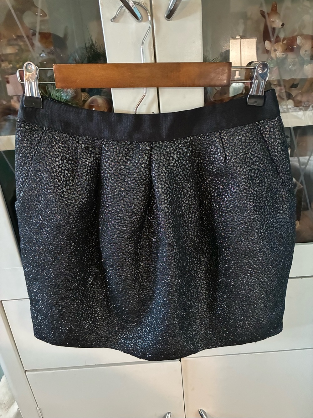 Leifsdottir sz 4 Black Textured Pleated Mini Skirt Anthropologie like new